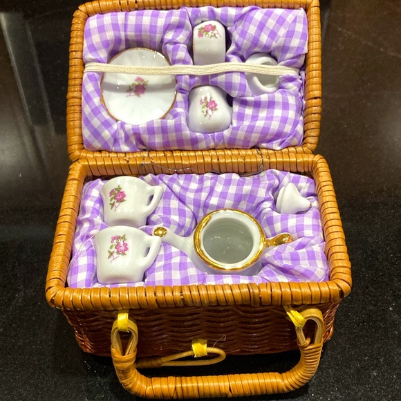 Wicker Basket with Miniature Tea Set - Picture 2 of 2